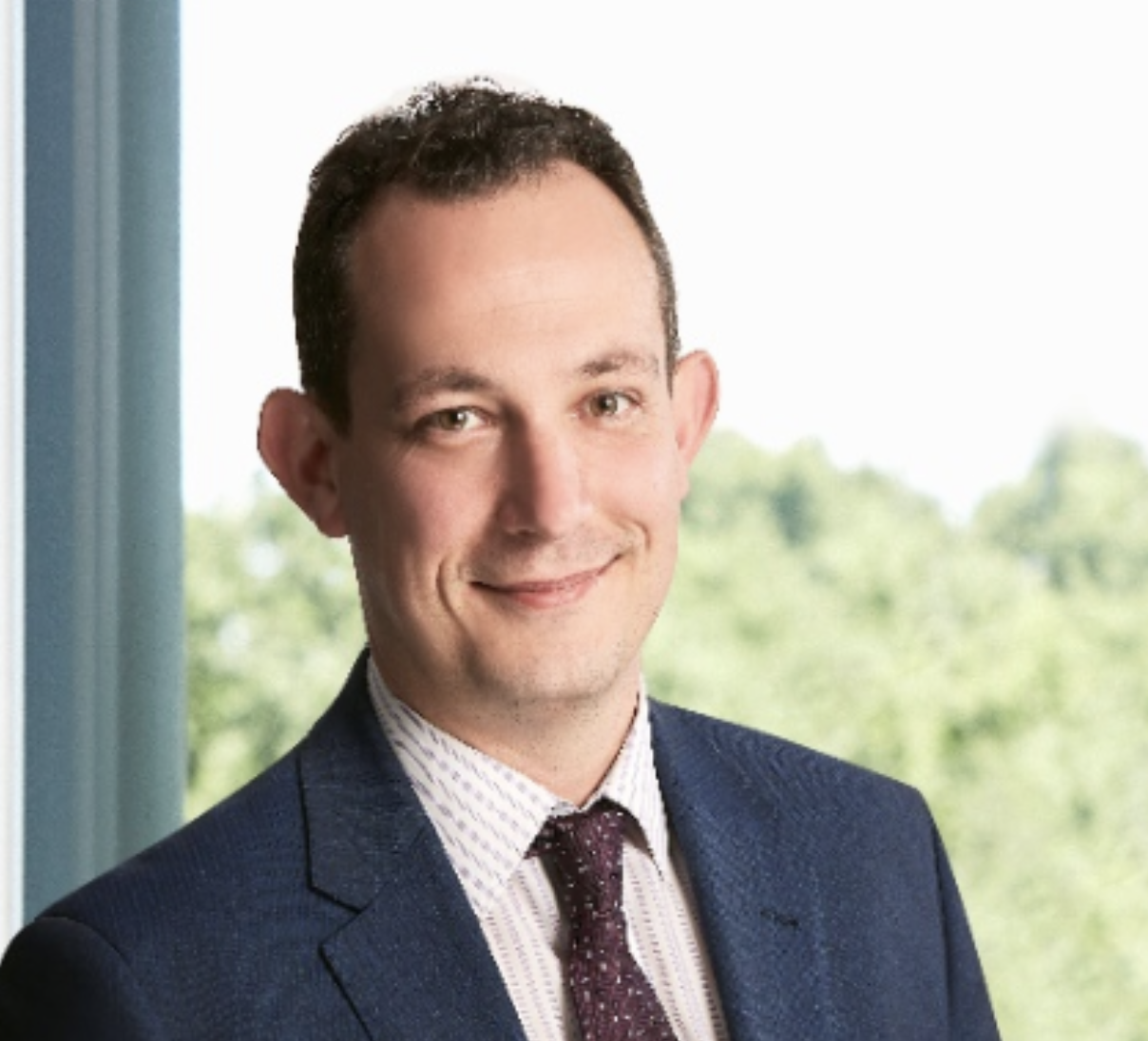 Shaun Evans headshot